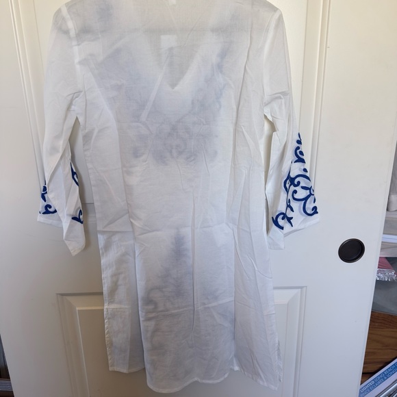 NWT Debbie Katz White and Blue Embroidered Swim Coverup XS - Picture 4 of 4